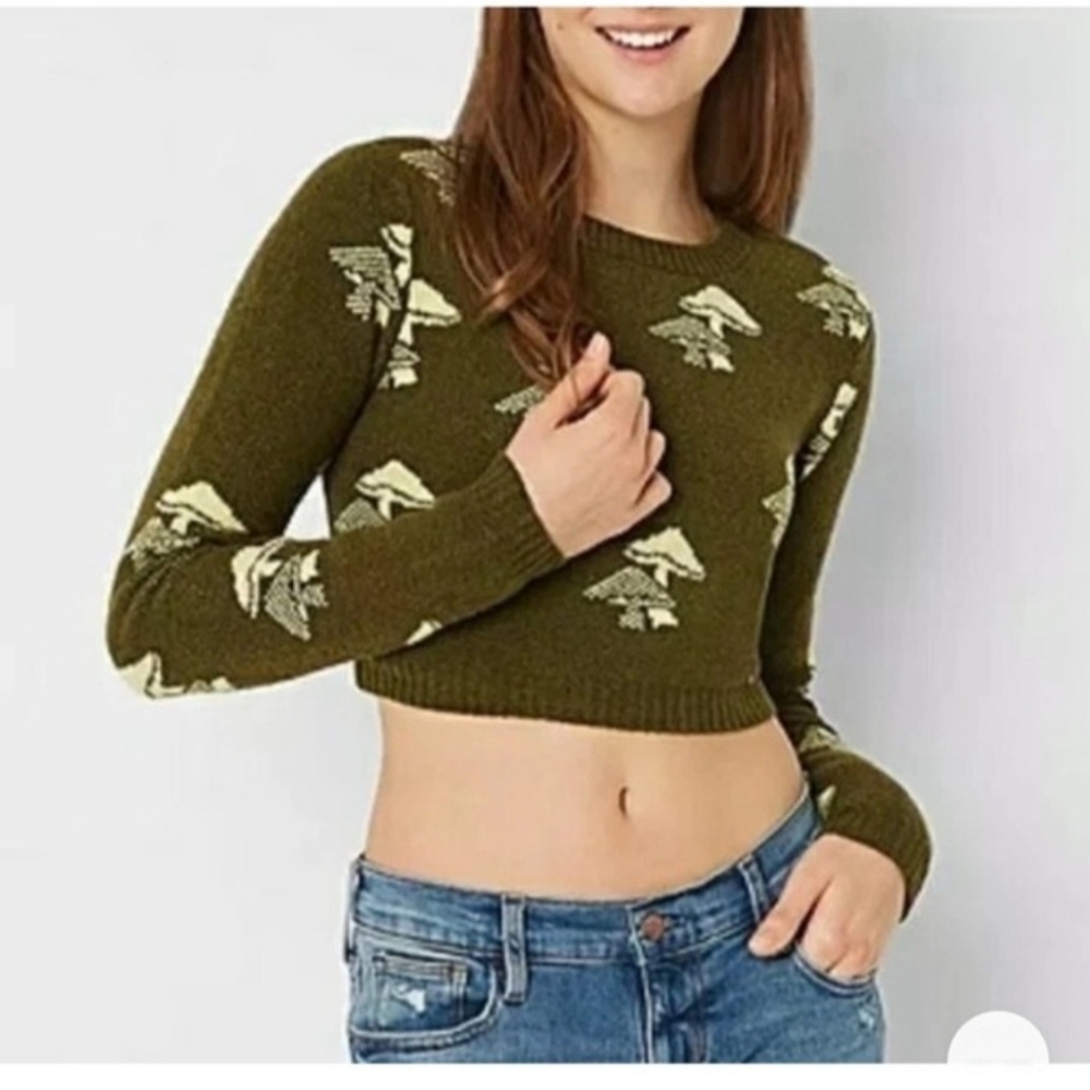 Olive Cropped Stretch Sweater Cream Mushroom Large Y2K Style Boho